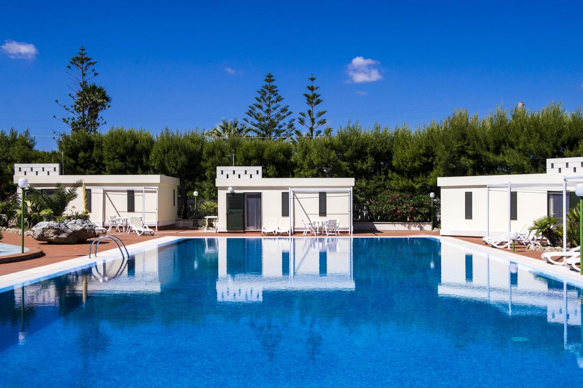 מונופולי Villa Lamandia מראה חיצוני תמונה